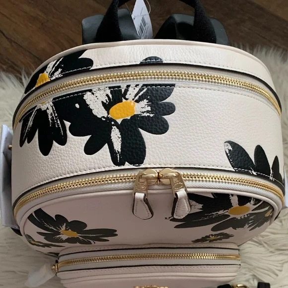 Coach Court Backpack - Picture 7 of 9